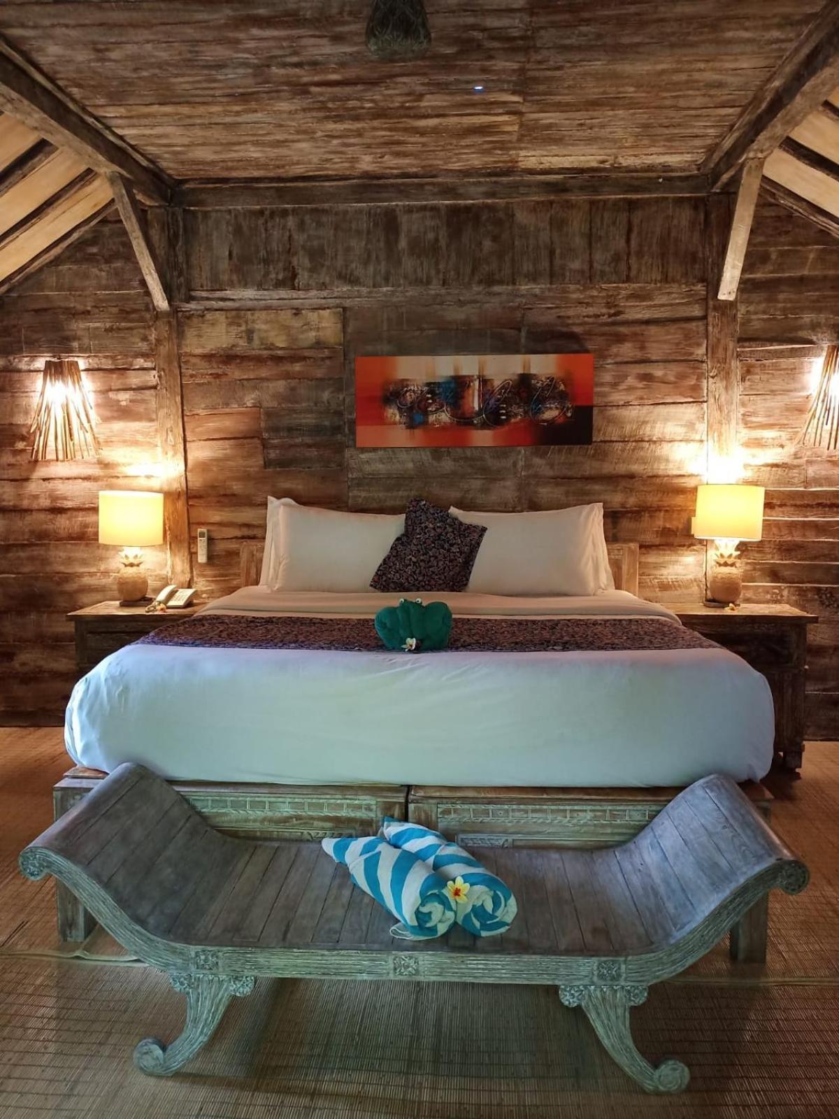 Sea Breeze Resort 4*